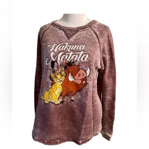 disney sweatshirt Lion King Graphic Hakuna Matata Red Vintage Wash Size S